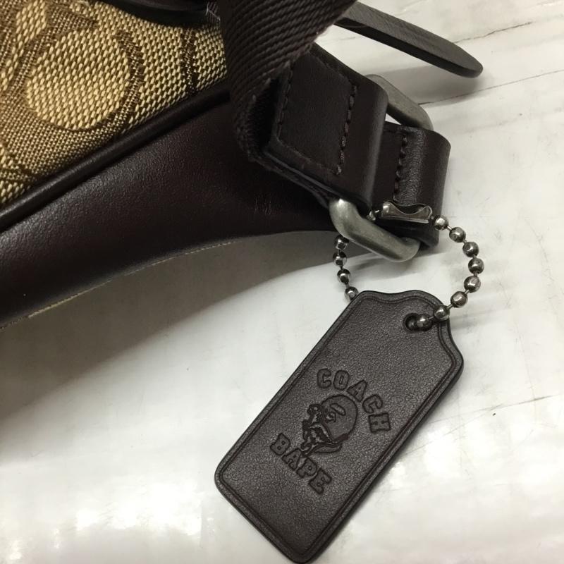 アベイシングエイプ A BATHING APE ウエストバッグ ウエストバッグ 88832 RIVINGTON BELT BAG 総柄 ベージュ / ベージュ / X 茶 / ブラウン / メンズ USED 古着 中古 10108858