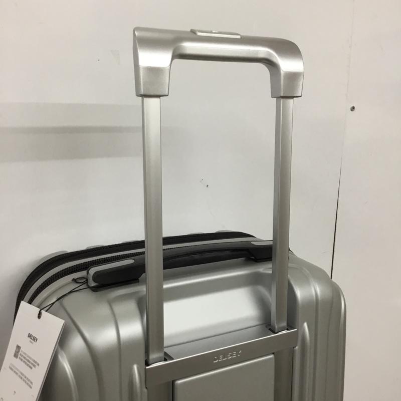 デルセー DELSEY スーツケース、トランク スーツケース、トランク 00 2073801 機内持ち込み 無地 銀 / シルバー / メンズ USED 古着 中古 10125127