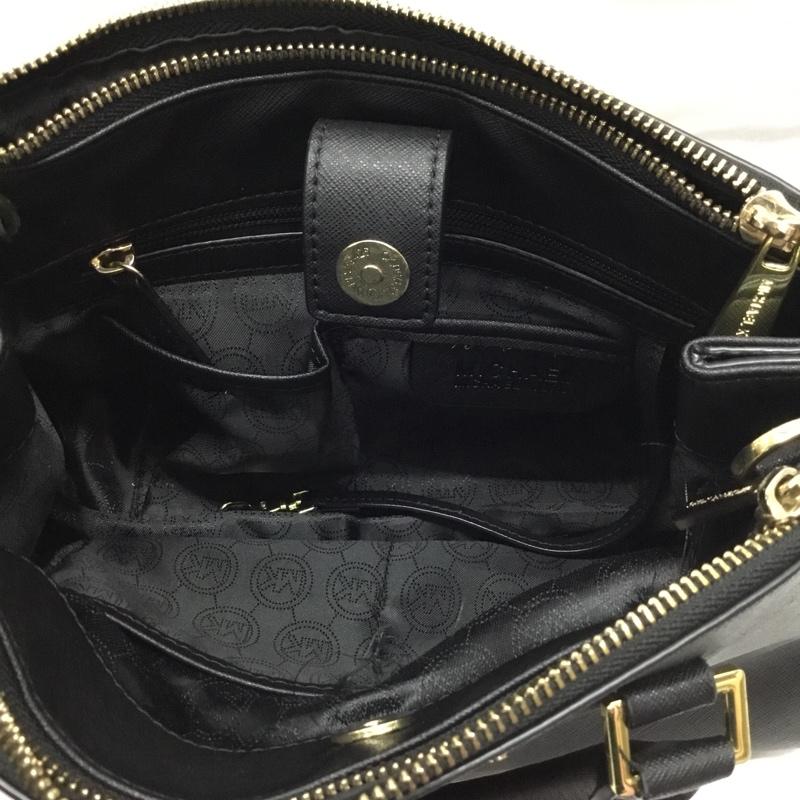 マイケルコース MICHAEL KORS ハンドバッグ ハンドバッグ ロゴ、文字 黒 / ブラック / レディース USED 古着 中古 10119658