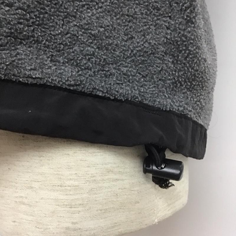 ザノースフェイス THE NORTH FACE ベスト ベスト ジップアップベスト ベスト ノースリーブカットソー M ロゴ、文字 黒 / ブラック / X 灰 / グレー / メンズ USED 古着 中古 10107124