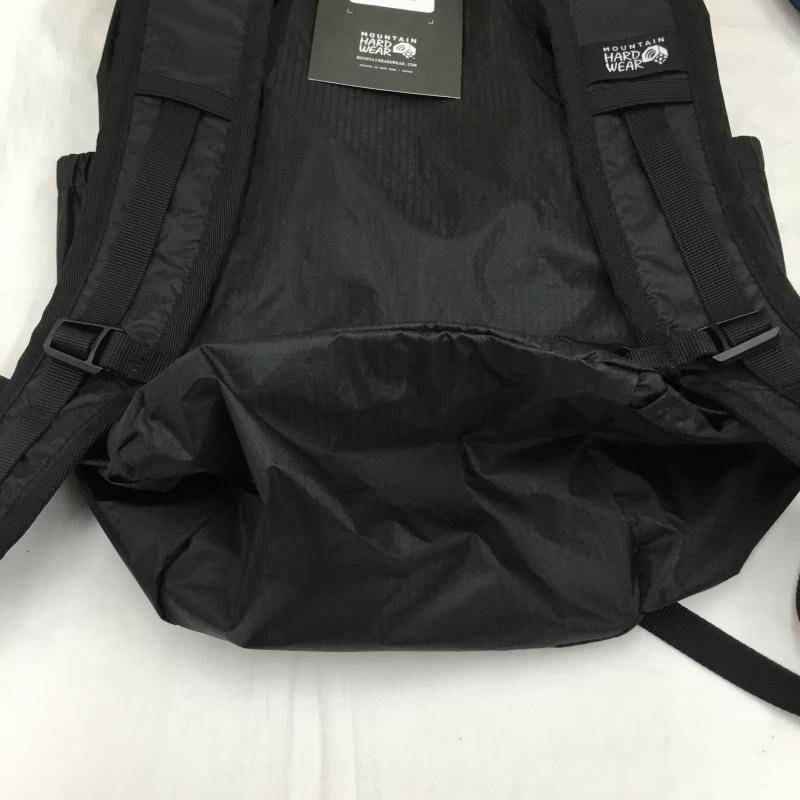 マウンテン ハード ウェアー MOUNTAIN HARDWEAR リュックサック、デイパック リュックサック、デイバッグ ウルトラライトウエイト15 ザック OE7813 ロゴ、文字 黒 / ブラック / メンズ USED 古着 中古 10133942