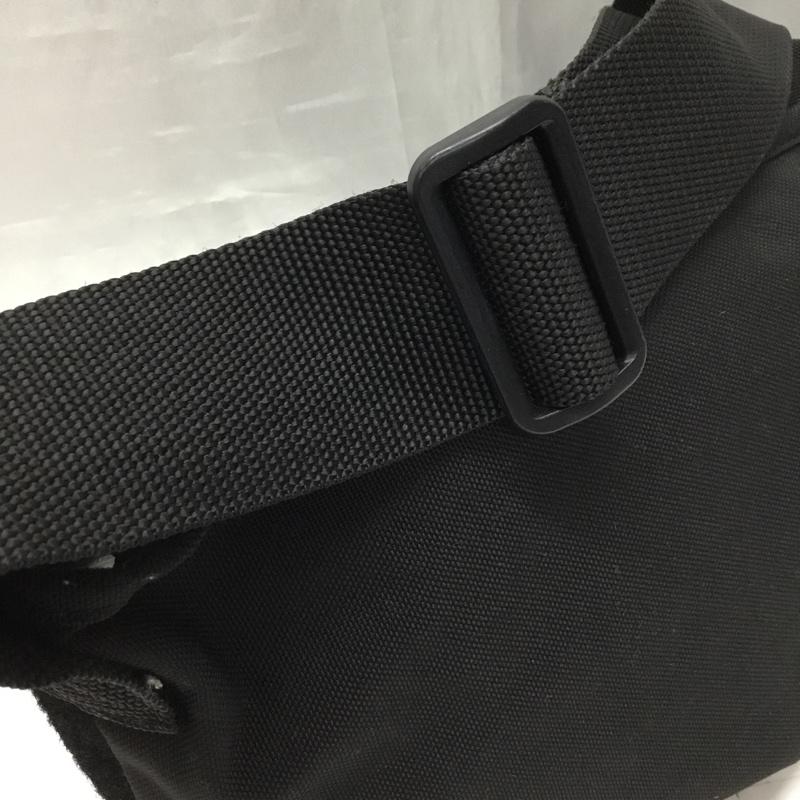 マンハッタンポーテージ Manhattan Portage ショルダーバッグ ショルダーバッグ メッセンジャーバッグ ロゴ、文字 黒 / ブラック / メンズ USED 古着 中古 10116642