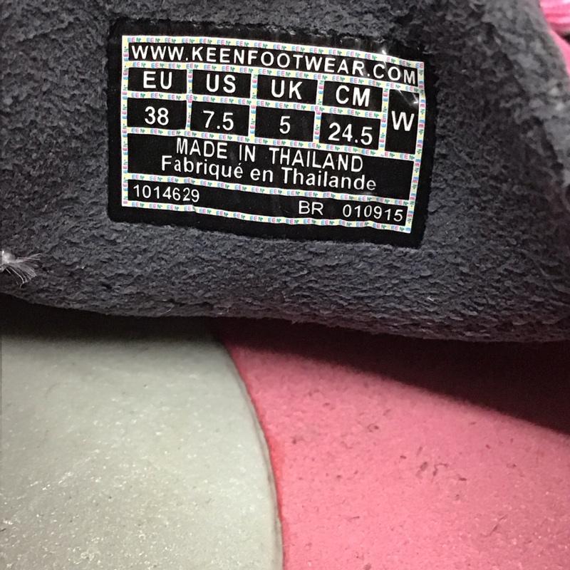 キーン KEEN サンダル サンダル 1014629 UNEEK SLICE FADE 24.5cm 24.5cm ロゴ、文字 桃 / ピンク / X 灰 / グレー / レディース USED 古着 中古 10115667