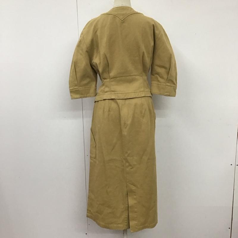 スライ SLY セットアップ セットアップ 030BS430-0920 STITCH WORK ROUNDISH JK ミディスカート ペンシルシルエット 1 無地 ベージュ / ベージュ / レディース USED 古着 中古 10112955