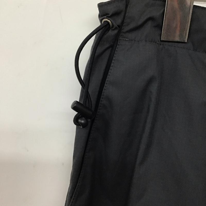ナイキ NIKE パンツ ショートパンツ ナイロンパンツ ワイドパンツ カジュアルパンツ 七分丈パンツ 32インチ 無地 灰 / グレー / メンズ USED 古着 中古 10134085