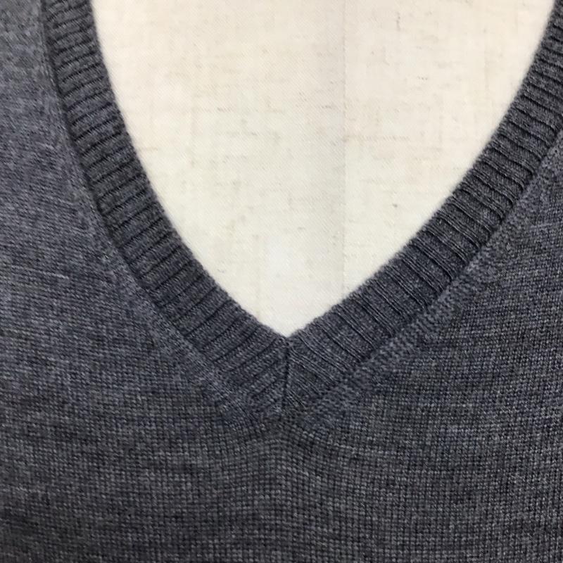 バーバリーブラックレーベル BURBERRY BLACK LABEL ニット、セーター 長袖 長袖ニットカットソー ニット セーター Vネックニット 2 ロゴ、文字 灰 / グレー / メンズ USED 古着 中古 10120366