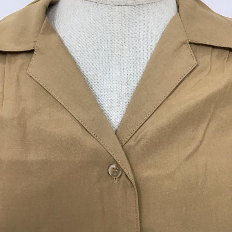 スライ SLY シャツ、ブラウス 半袖 030bsm30-7300 2 無地 ベージュ / ベージュ / レディース USED 古着 中古 10119881