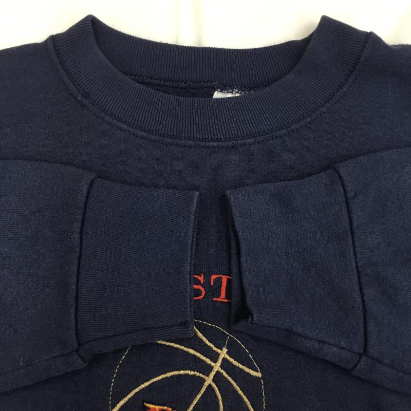 フルーツオブザルーム FRUIT OF THE LOOM トレーナー 長袖 L キャラクター 紺 / ネイビー / メンズ USED 古着 中古 10135950