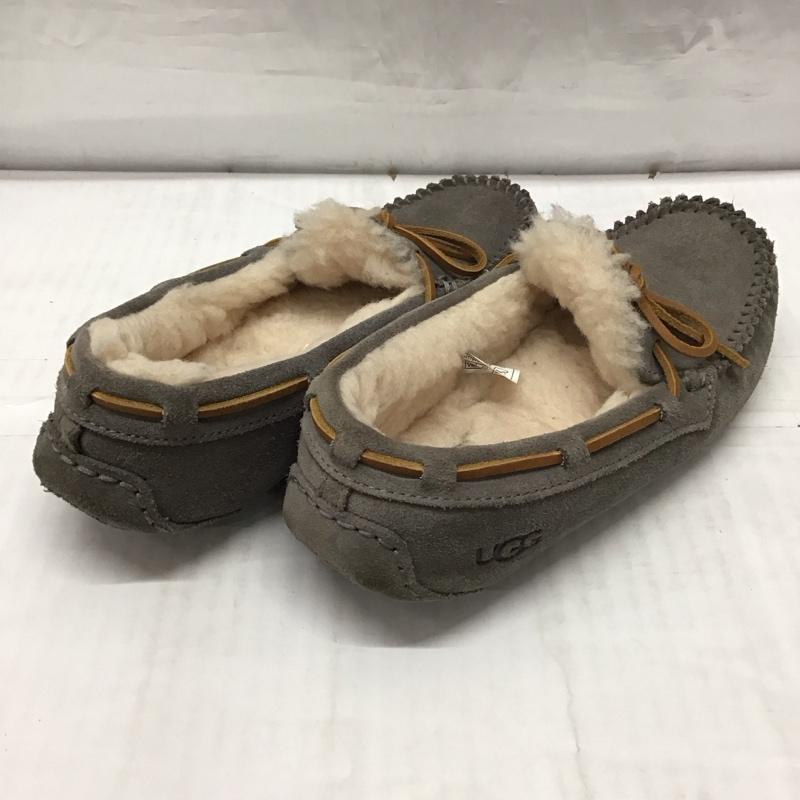 アグ UGG カジュアルシューズ カジュアルシューズ 1107949 Dakota 23cm モカシン 23.0cm 無地 灰 / グレー / レディース USED 古着 中古 10117346