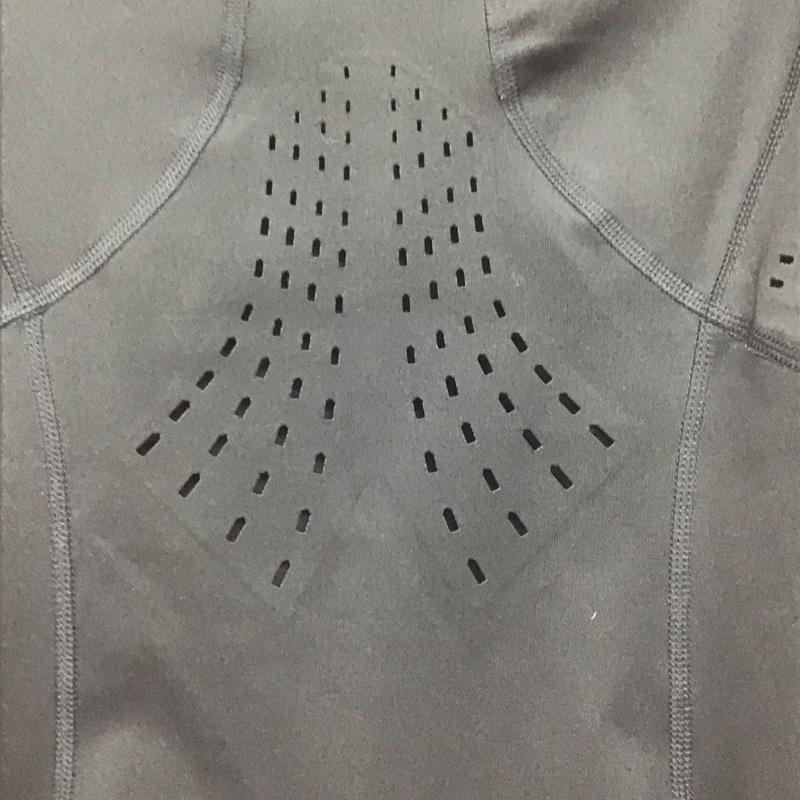 アディダス adidas Tシャツ 長袖 IC6975 Adidas by Stella McCartney Tシャツ S 無地 黒 / ブラック / レディース USED 古着 中古 10131690