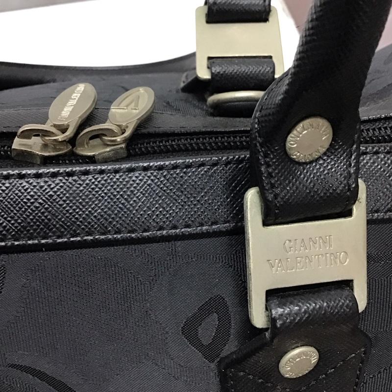 ジャンニ バレンチノ GIANNI VALENTINO ハンドバッグ ハンドバッグ 総柄 黒 / ブラック / レディース USED 古着 中古 10118876