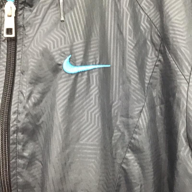 ナイキ NIKE ジャケット、上着 ジャンパー、ブルゾン ジップアップパーカージャケット アウター ナイロンジャケット M ロゴ、文字 黒 / ブラック / メンズ USED 古着 中古 10136827
