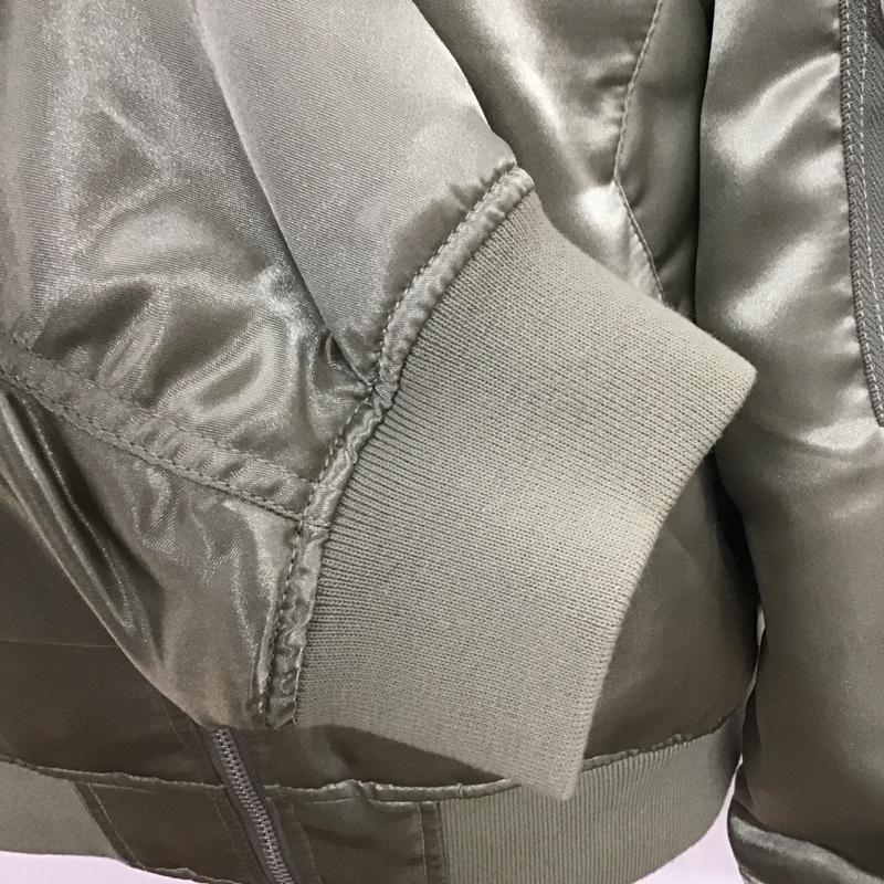 アズールバイマウジー AZUL BY MOUSSY ジャケット、上着 ジャンパー、ブルゾン 250DSS30-060B シャイニーブルゾン FREE 無地 カーキ / カーキ / レディース USED 古着 中古 10111073