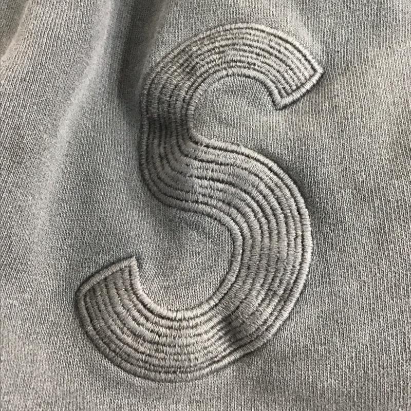 シュプリーム Supreme パンツ ワークパンツ、ペインターパンツ スウェットパンツ ワイドパンツ カジュアルパンツ M ロゴ、文字 黒 / ブラック / メンズ USED 古着 中古 10142341