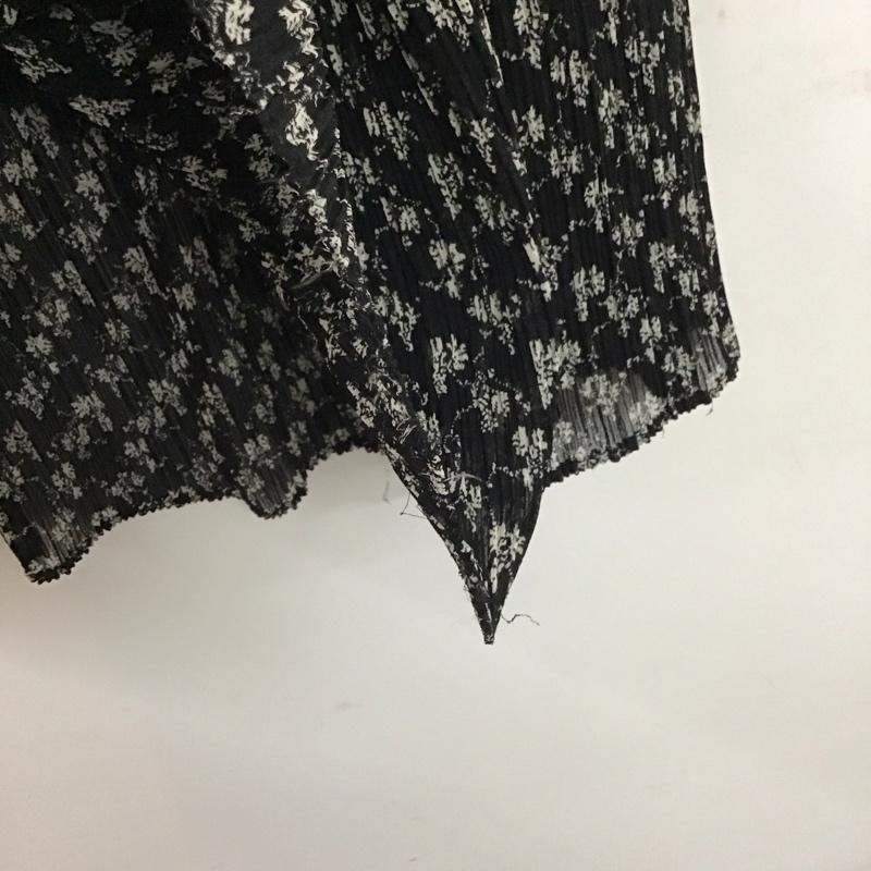ローリーズファーム LOWRYS FARM スカート ロングスカート ロングスカート フレアスカート カジュアルスカート FREE プリント 黒 / ブラック / レディース USED 古着 中古 10135587