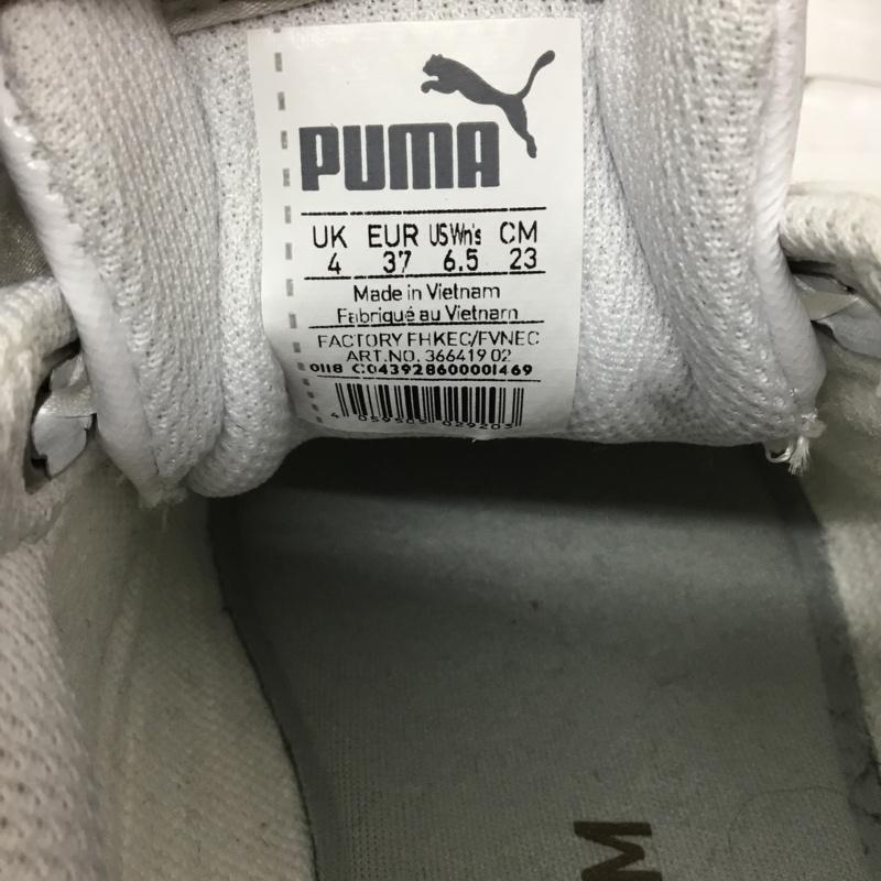 プーマ PUMA スニーカー スニーカー 36641902 Vikky Platform Ribbon P 23cm 23.0cm ロゴ、文字 白 / ホワイト / レディース USED 古着 中古 10106627