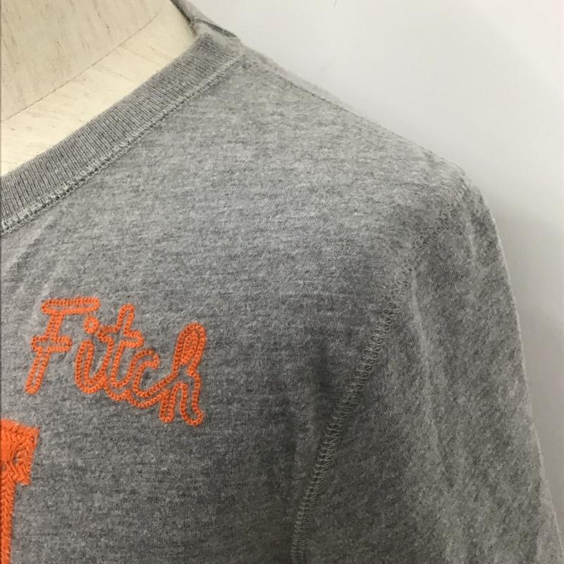 アバクロンビーアンドフィッチ ABERCROMBIE&FITCH Tシャツ 半袖 半袖カットソー 刺繍Tシャツ クルーネックカットソー M ロゴ、文字 灰 / グレー / メンズ USED 古着 中古 10107253