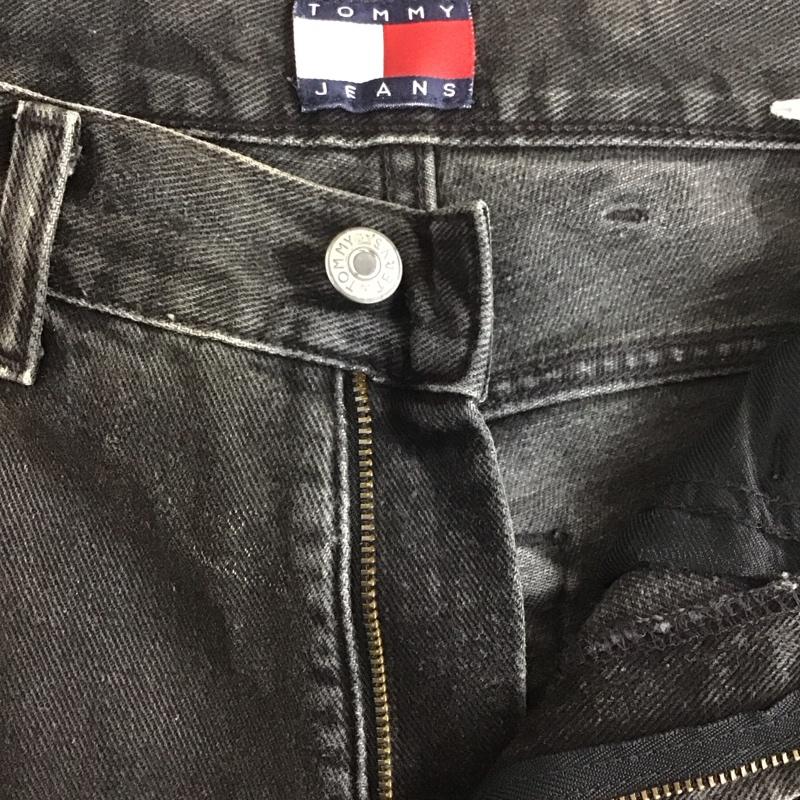 トミー ジーンズ TOMMY JEANS パンツ デニム、ジーンズ 無地 黒 / ブラック /  メンズ USED 古着 中古 10128540