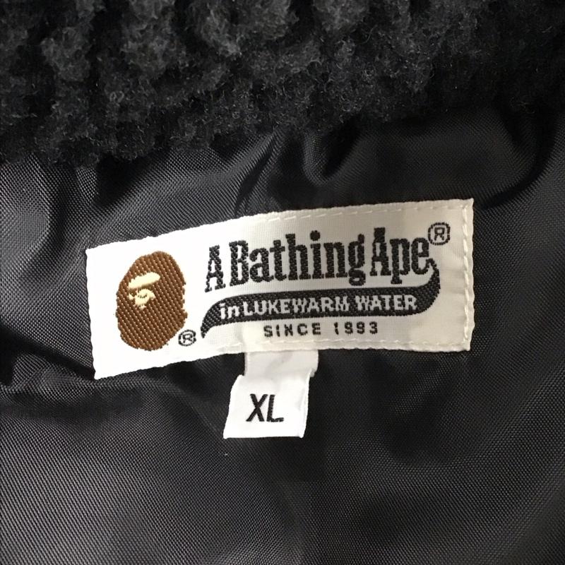 アベイシングエイプ A BATHING APE ベスト ベスト ジップアップベスト ダウンベスト ノースリーブカットソー XL 総柄 マルチカラー / マルチカラー / メンズ USED 古着 中古 10109782