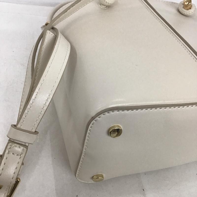 ザラ ZARA ショルダーバッグ ショルダーバッグ ハンドバッグ 無地 アイボリー / アイボリー / レディース USED 古着 中古 10134092