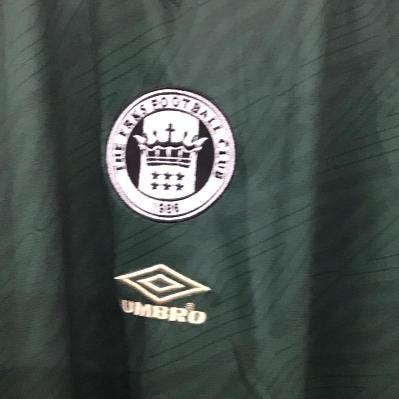 アンブロ UMBRO ポロシャツ 半袖 半袖ポロシャツ 半袖カットソー カラーシャツ Vネック XL ロゴ、文字 緑 / グリーン / メンズ USED 古着 中古 10131623
