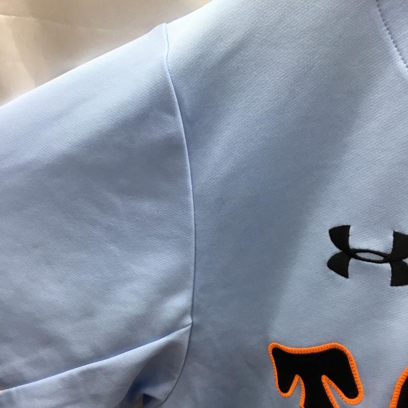 アンダーアーマー UNDER ARMOUR トップス トップス 読売ジャイアンツ レプリカユニホーム UTSUMI 内海 26 L ロゴ、文字 水色 / ライトブルー / X 橙 / オレンジ / X 黒 / ブラック / メンズ USED 古着 中古 10117817