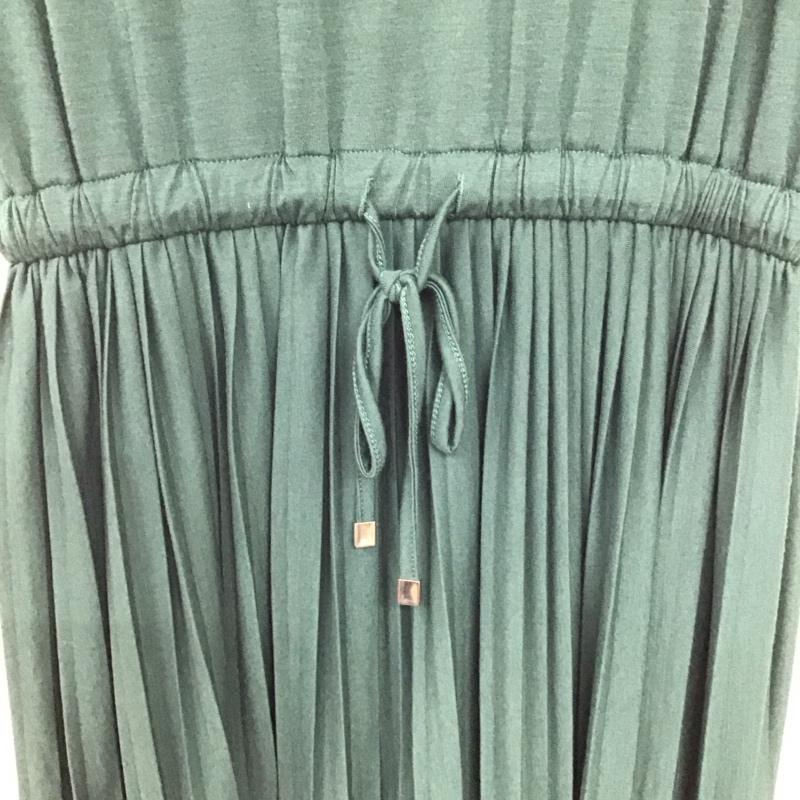 アパートバイローリーズ apart by lowrys ワンピース ロングスカート ロングワンピース ノースリーブロングワンピース プリーツスカート M 無地 緑 / グリーン / レディース USED 古着 中古 10137569