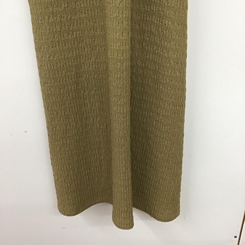 グリーンパークス Green Parks ワンピース ロングスカート 6N23L0H1100 細ひもキャミワンピース ロングワンピース FREE 総柄 ベージュ / ベージュ / レディース USED 古着 中古 10134038