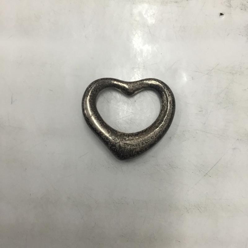 ティファニー TIFFANY&Co. アクセサリー ネックレス、ペンダント ペンダントトップ ハート オープンハート チャーム ロゴ、文字 銀 / シルバー / レディース USED 古着 中古 10114214