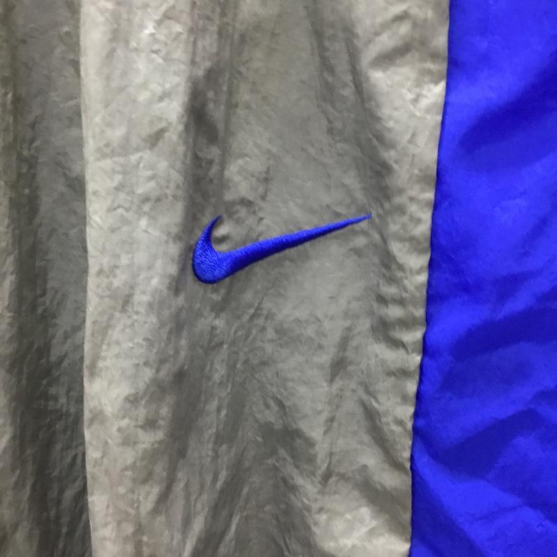 ナイキ NIKE パンツ ワークパンツ、ペインターパンツ fd0949-029 スポーツウェア ナイロンパンツ ワイドパンツ カジュアルパンツ M ロゴ、文字 灰 / グレー / メンズ USED 古着 中古 10110990