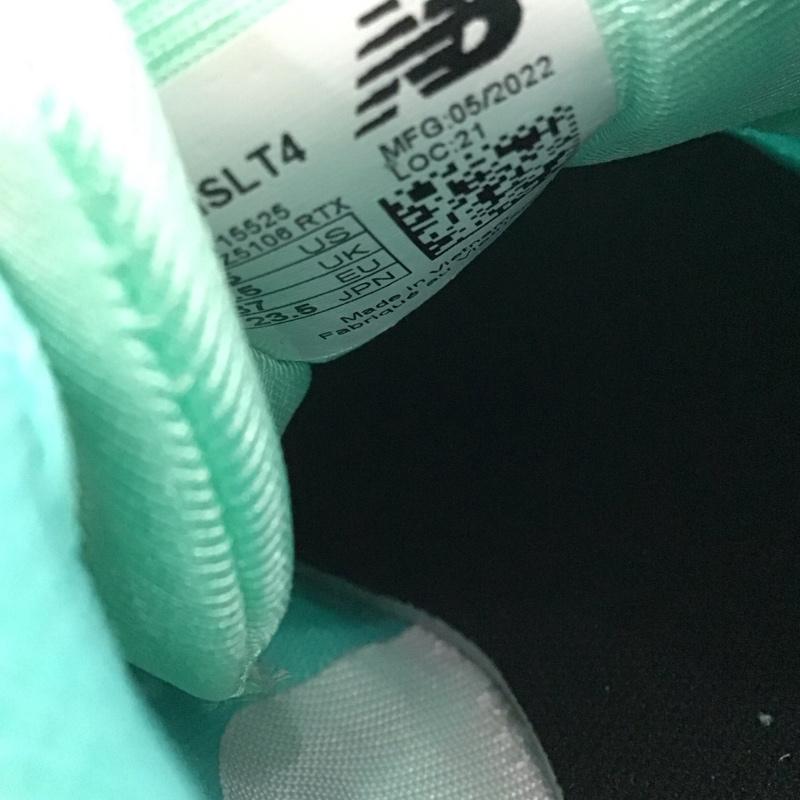 ニューバランス New Balance スニーカー スニーカー WARISLT4 ランニングシューズ 23.5cm 23.5cm ロゴ、文字 薄緑 / ライトグリーン / レディース USED 古着 中古 10125676