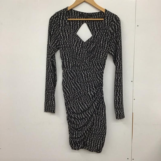ゲス Guess ワンピース ミニスカート M 総柄 黒 / ブラック /  レディース USED 古着 中古 10131900