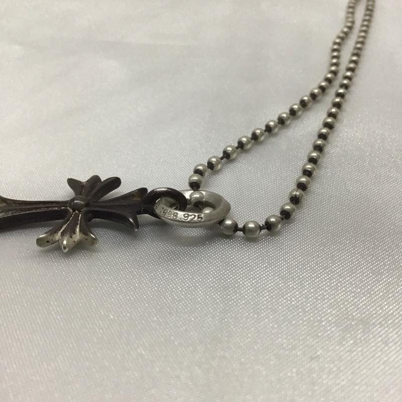 クロムハーツ CHROME HEARTS アクセサリー ネックレス、ペンダント TINY CH CROSS ロゴ、文字 銀 / シルバー / メンズ USED 古着 中古 10116451