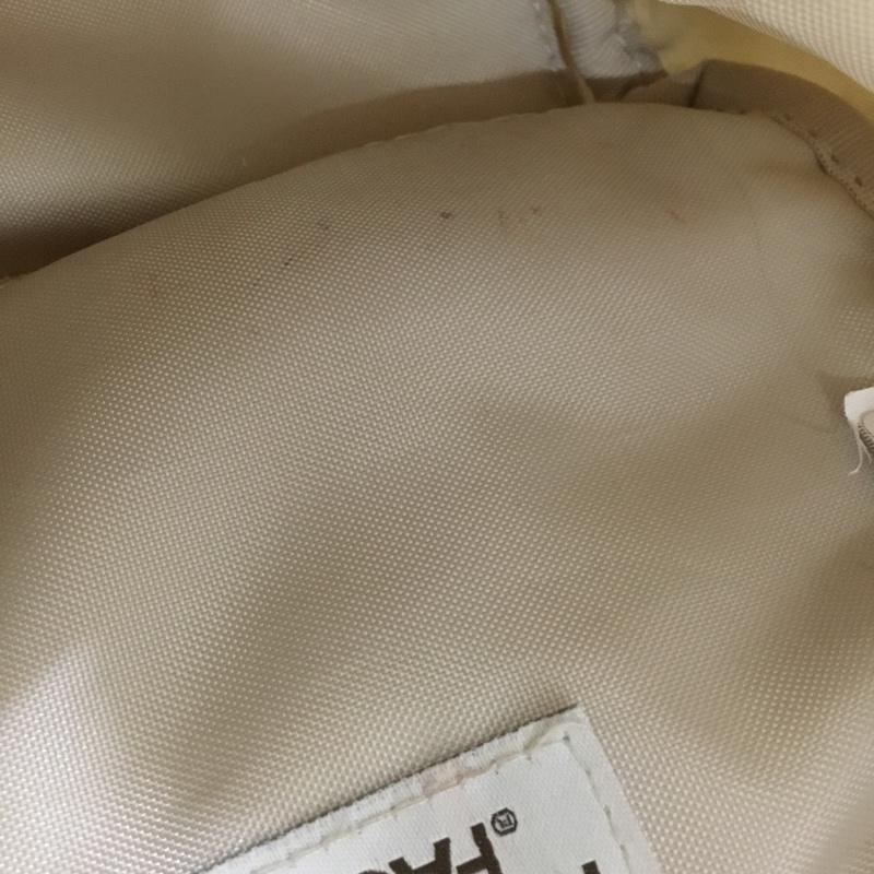 ザノースフェイス THE NORTH FACE ショルダーバッグ ショルダーバッグ NN2PP68M PLUMPY TOTE BAG ハンドバッグ 2WAY ロゴ、文字 白 / ホワイト / レディース USED 古着 中古 10139099