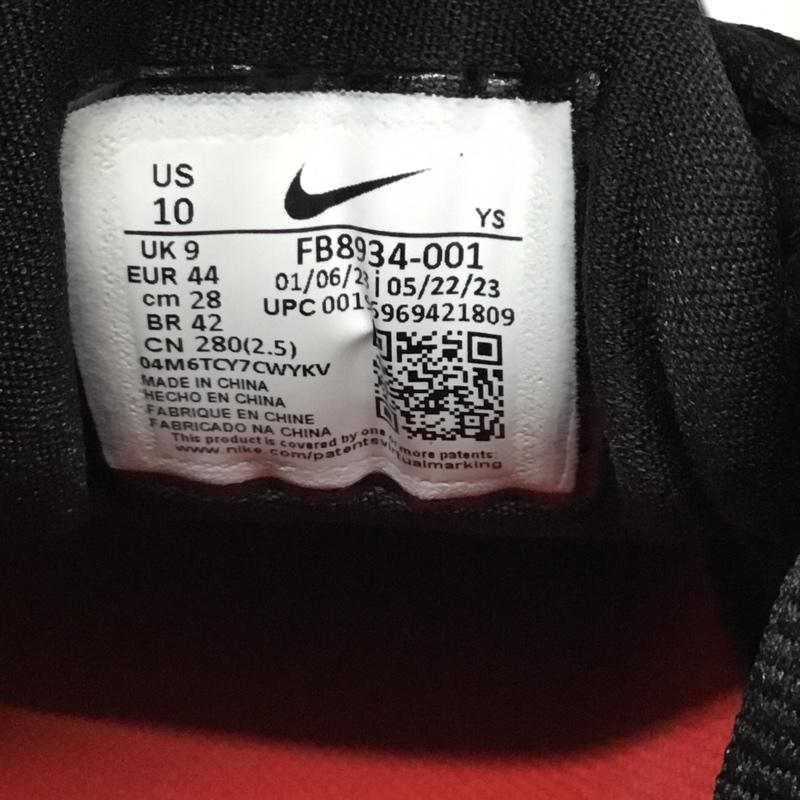 ナイキ NIKE スニーカー スニーカー FB8934-001 SUPREME AIR ZOOM COURTPOSITE SP 28cm 箱有 28.0cm ロゴ、文字 黒 / ブラック / メンズ USED 古着 中古 10118677