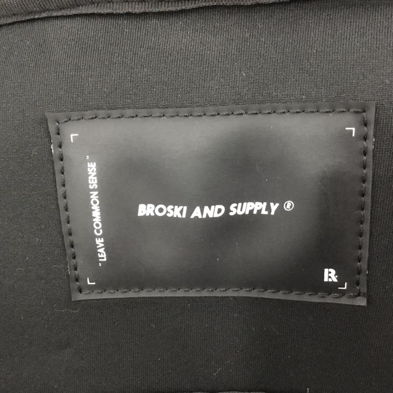 ブロスキーアンドサプライ BROSKI&SUPPLY リュックサック、デイパック リュックサック、デイバッグ BBOM-709 HUB LIMITED レザー ロゴ、文字 灰 / グレー / メンズ USED 古着 中古 10136706