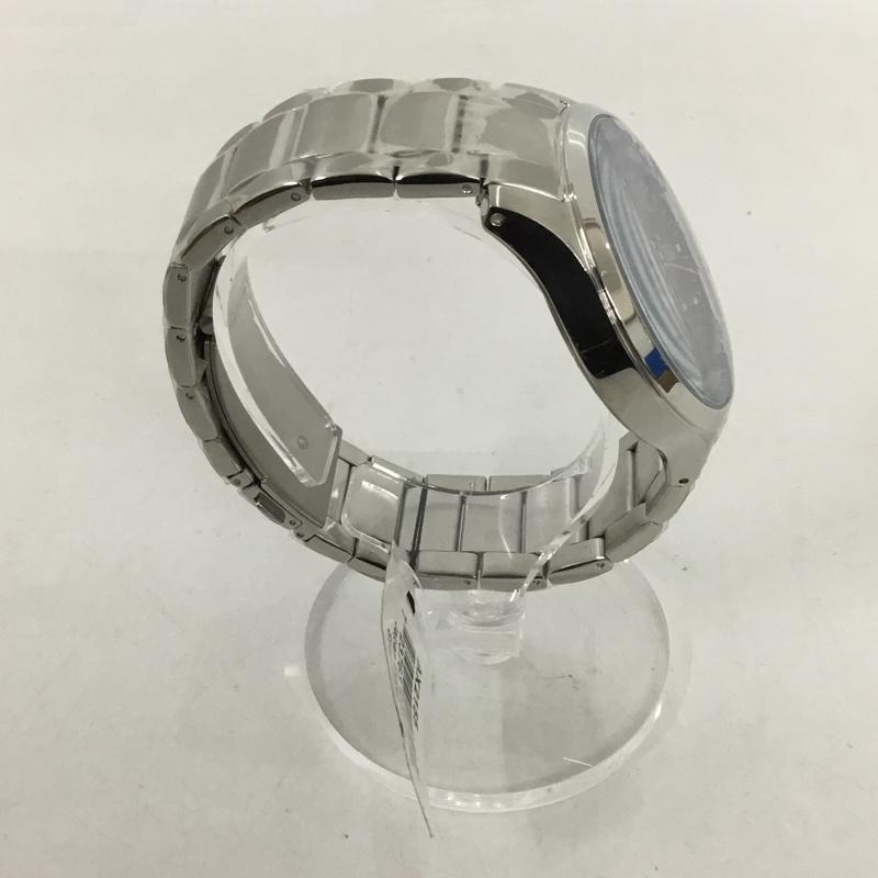 アルマーニエクスチェンジ A/X ARMANIEXCHANGE 腕時計 アナログ(クォーツ式) AX2155 ロゴ、文字 銀 / シルバー / X 紺 / ネイビー / メンズ USED 古着 中古 10129445