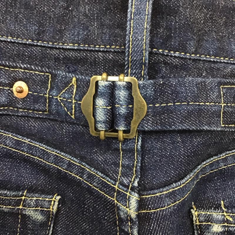 リーバイストラウスアンドコー Levi Strauss & co. パンツ デニム、ジーンズ 98年 日本製 702 デニムパンツ ストレートパンツ 34 無地 インディゴ / インディゴ /  メンズ USED 古着 中古 10124649