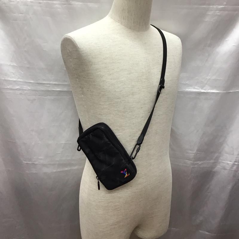 ルイヴィトン LOUIS VUITTON ショルダーバッグ ショルダーバッグ ダブルフォン ポーチ 箱有 総柄 黒 / ブラック / メンズ USED 古着 中古 10115660