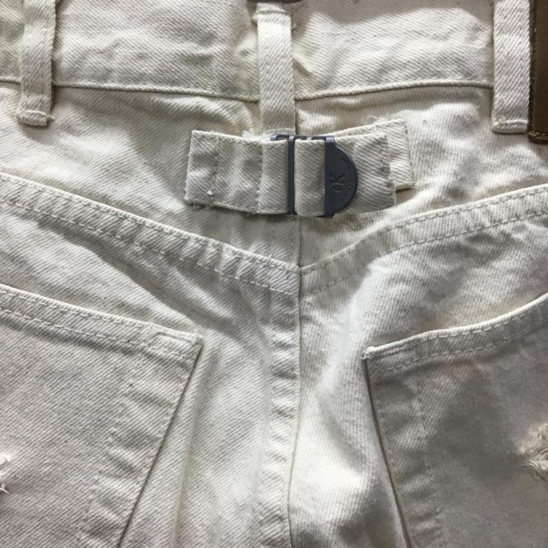 カルバン・クライン Calvin Klein パンツ デニム、ジーンズ 30 無地 アイボリー / アイボリー /  メンズ USED 古着 中古 10122594