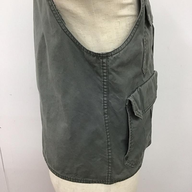 ザノースフェイス THE NORTH FACE ベスト ベスト ベスト ノースリーブカットソー 前ボタン L ロゴ、文字 カーキ / カーキ / メンズ USED 古着 中古 10123899