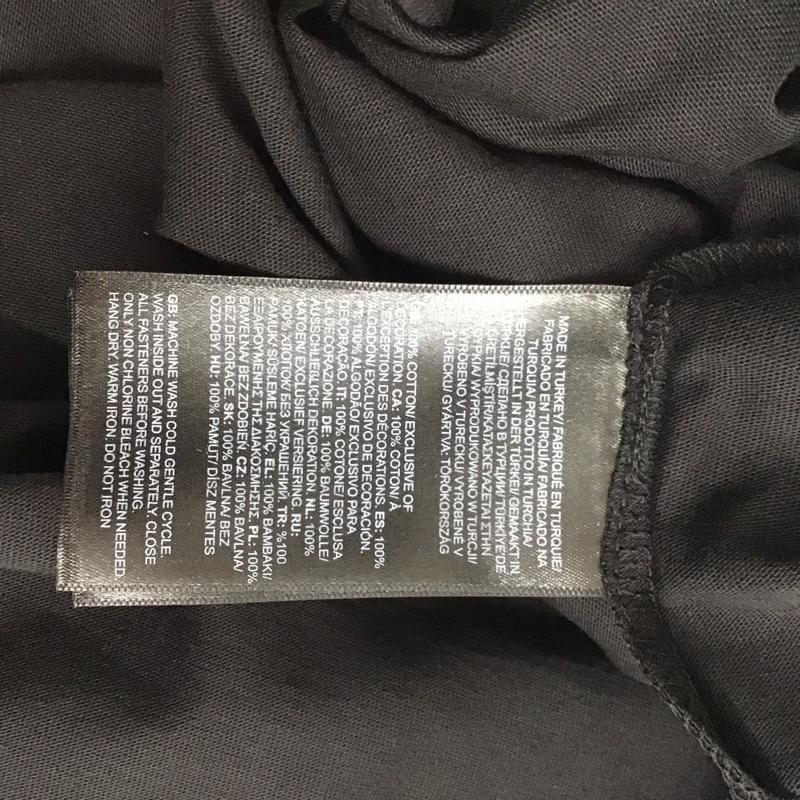 ザノースフェイス THE NORTH FACE Tシャツ 半袖 NF0A87NVJK3 Redbox Celebration Tee L ロゴ、文字 X プリント 黒 / ブラック / メンズ USED 古着 中古 10132477