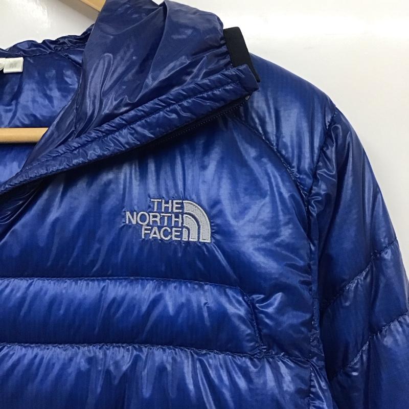 ザノースフェイス THE NORTH FACE ジャケット、上着 ダウンジャケット NDW18171 LIGHT HEAT HOODIE M ロゴ、文字 青 / ブルー / レディース USED 古着 中古 10131558