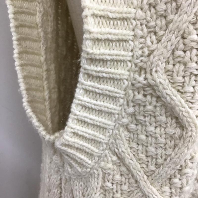 マウジー MOUSSY ベスト ベスト 010DAW70-5360 2WAYCABLESWITCHベスト ケーブルニットベスト ノースリーブカットソー FREE 白 / ホワイト / レディース USED 古着 中古 10110895
