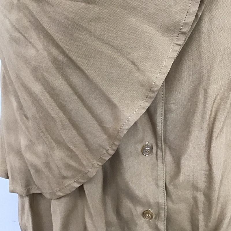 スライ SLY シャツ、ブラウス 半袖 030bsm30-7300 2 無地 ベージュ / ベージュ / レディース USED 古着 中古 10119881