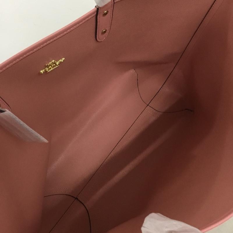 コーチ COACH トートバッグ トートバッグ F36658 リバーシブル シグネチャー ロゴ 総柄 ベージュ / ベージュ / X 桃 / ピンク / レディース USED 古着 中古 10140050