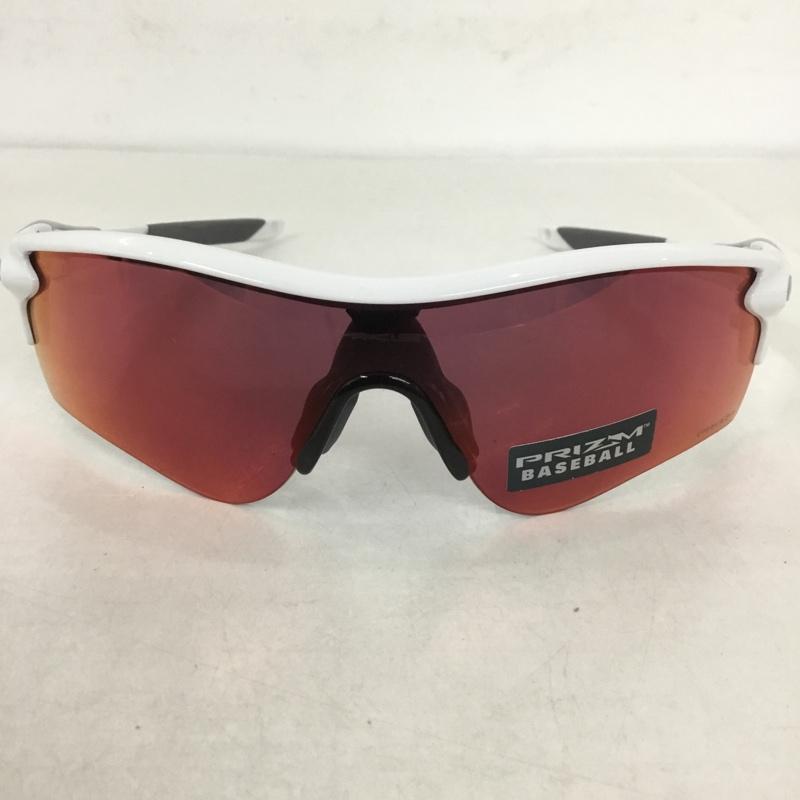 オークリー OAKLEY めがね・サングラス サングラス OO9206-26 RADARLOCK スポーツサングラス 箱有 ロゴ、文字 白 / ホワイト / X 灰 / グレー / メンズ USED 古着 中古 10126894