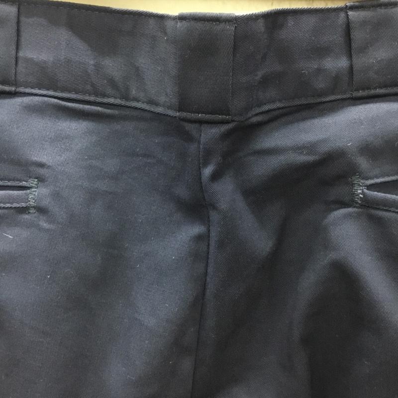 ディッキーズ Dickies パンツ ワークパンツ、ペインターパンツ ワークパンツ ワイドパンツ カジュアルパンツ 36 無地 紺 / ネイビー /  メンズ USED 古着 中古 10122236