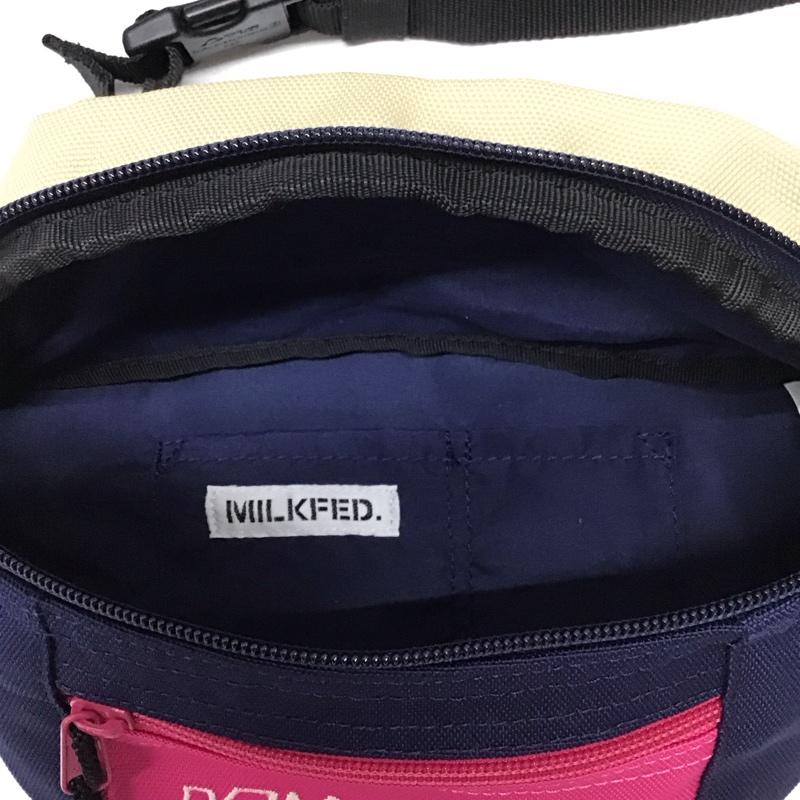 ミルクフェド MILKFED. ウエストバッグ ウエストバッグ 0341011 ロゴ、文字 ベージュ / ベージュ / X 桃 / ピンク / X 紺 / ネイビー / レディース USED 古着 中古 10111785
