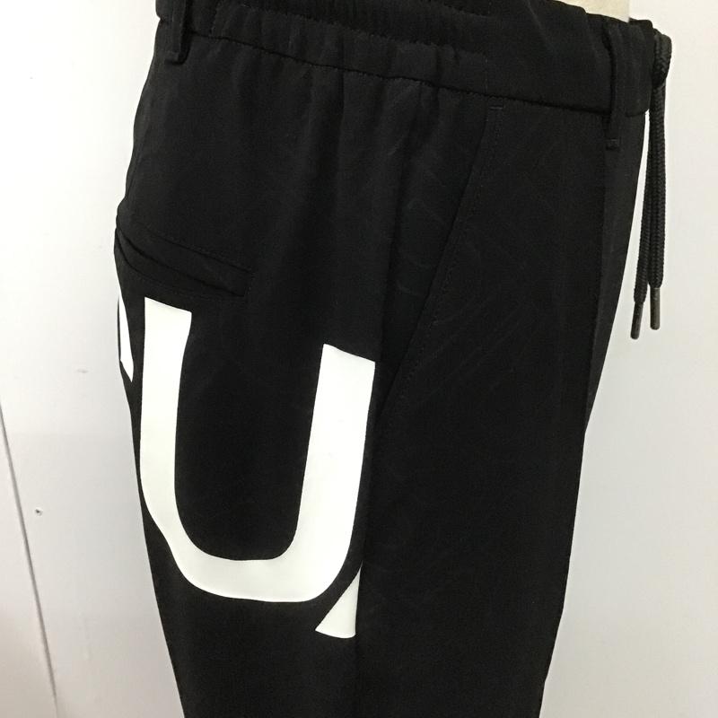 ウノピュウノウグァーレトレリラックス 1piu1uguale3 RELAX ボトムス ボトムス 総柄ロゴスラックス スウェット ジャージ カジュアルパンツ ロゴ、文字 黒 / ブラック / メンズ USED 古着 中古 10105825